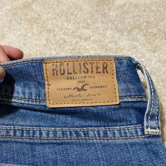 Hollister Distressed Vintage Boyfriend Jeans 0R with rolled cuffs - Picture 8 of 11